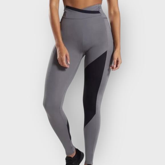 Gymshark Asymmetric Colorblock Leggings Small Grey Black Workout Athleisure Gym - Picture 4 of 9